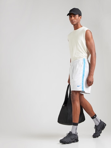 Nike Sportswear Broek in Grijs: voorkant