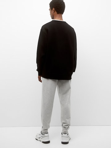 Pull&Bear Tapered Nadrág - szürke