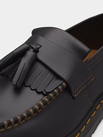 Chaussure basse 'Adrian' Dr. Martens en noir