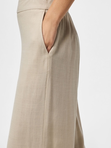 Loosefit Pantalon 'PCVinsty' PIECES en beige