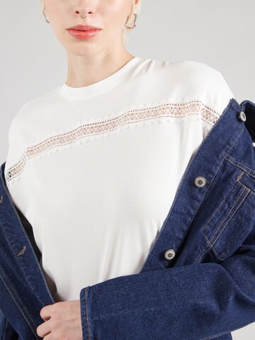 T-shirt 'ONLFREE' ONLY en blanc