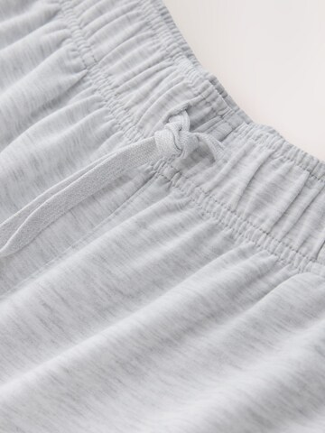 pilka Next Laisvas Kelnės