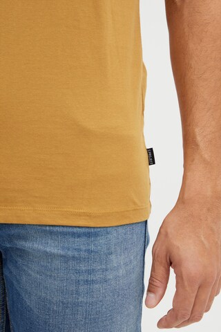 T-Shirt 'Chris' 11 Project en jaune