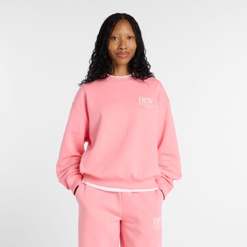 new balance Sweatshirt 'Reimagined' in Roze: voorkant
