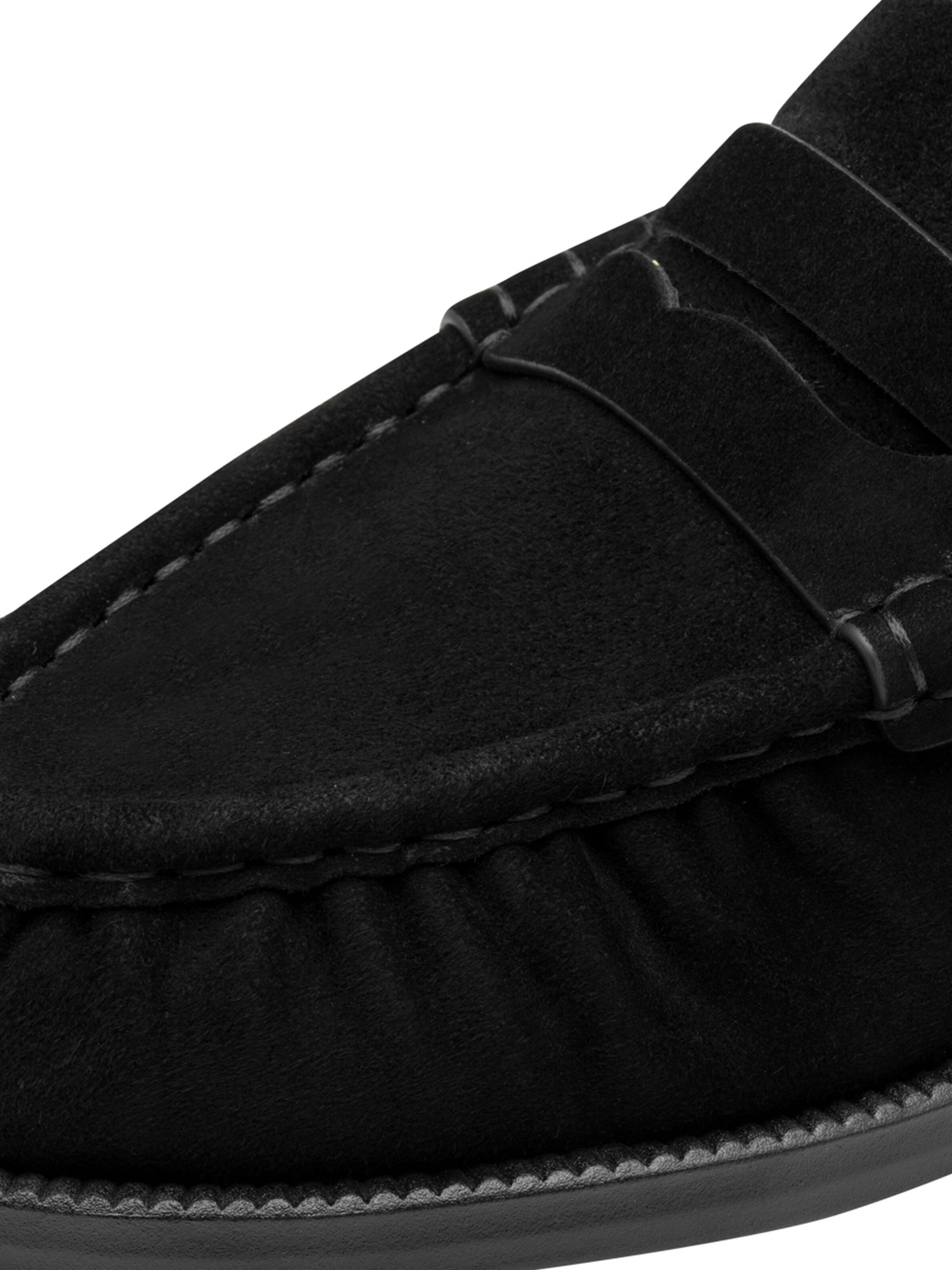 Chaussure basse Tamaris en noir