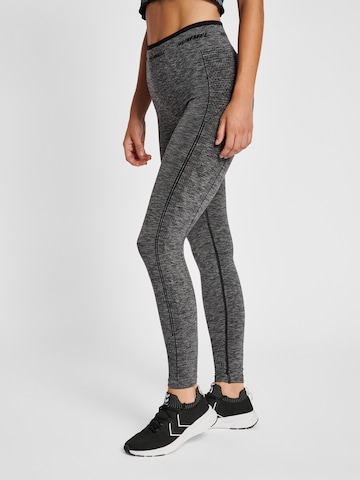 Hummel Skinny Sportbroek 'CAMI' in Zwart