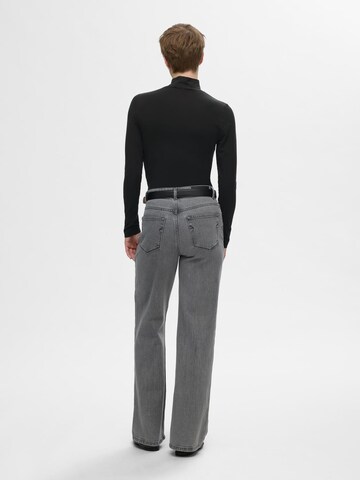 SELECTED FEMME Футболка 'Manja' в Черный