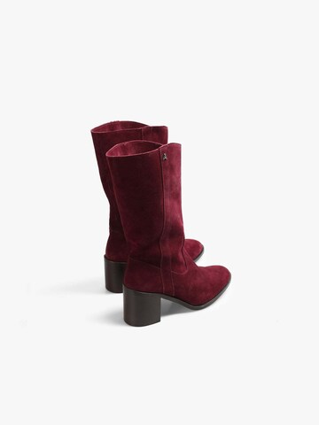 Scalpers Boots in Red