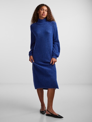 YAS Knitted dress 'BALIS' in Blue: front