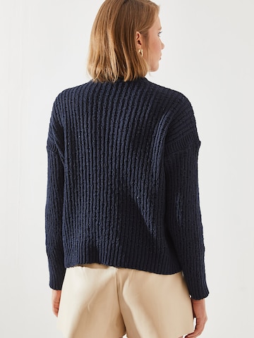 Pulover de la Bianco Lucci pe albastru