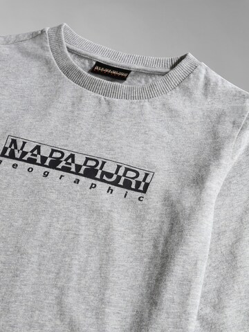 NAPAPIJRI - Camiseta en gris