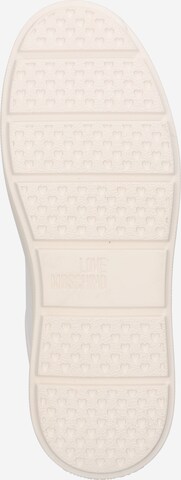 Sneaker bassa di Love Moschino in bianco