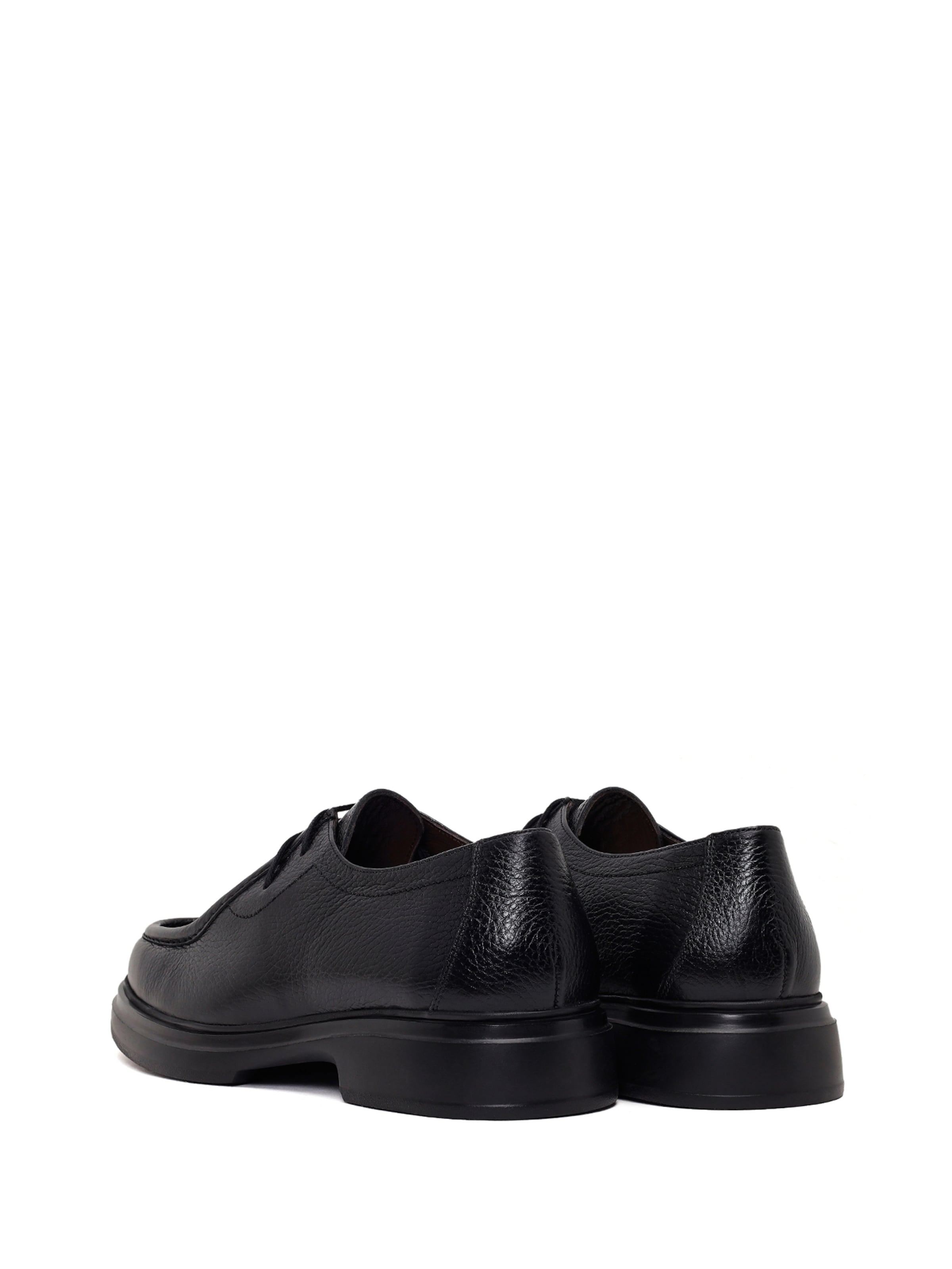 Chaussure à lacets Derimod en noir