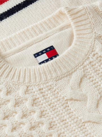 Tommy Jeans Tröja i beige