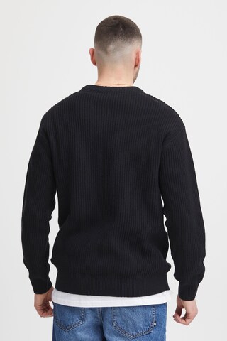 !Solid Pullover in Schwarz