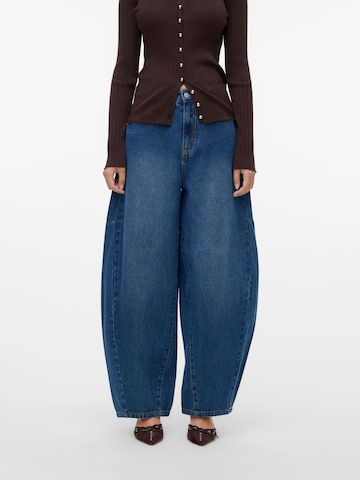 VERO MODA Loosefit Jeans 'KAITLIN ' in Blau: Vorderseite