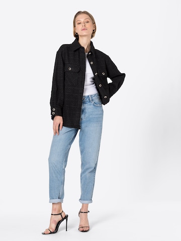 Oasis Jacke in Schwarz