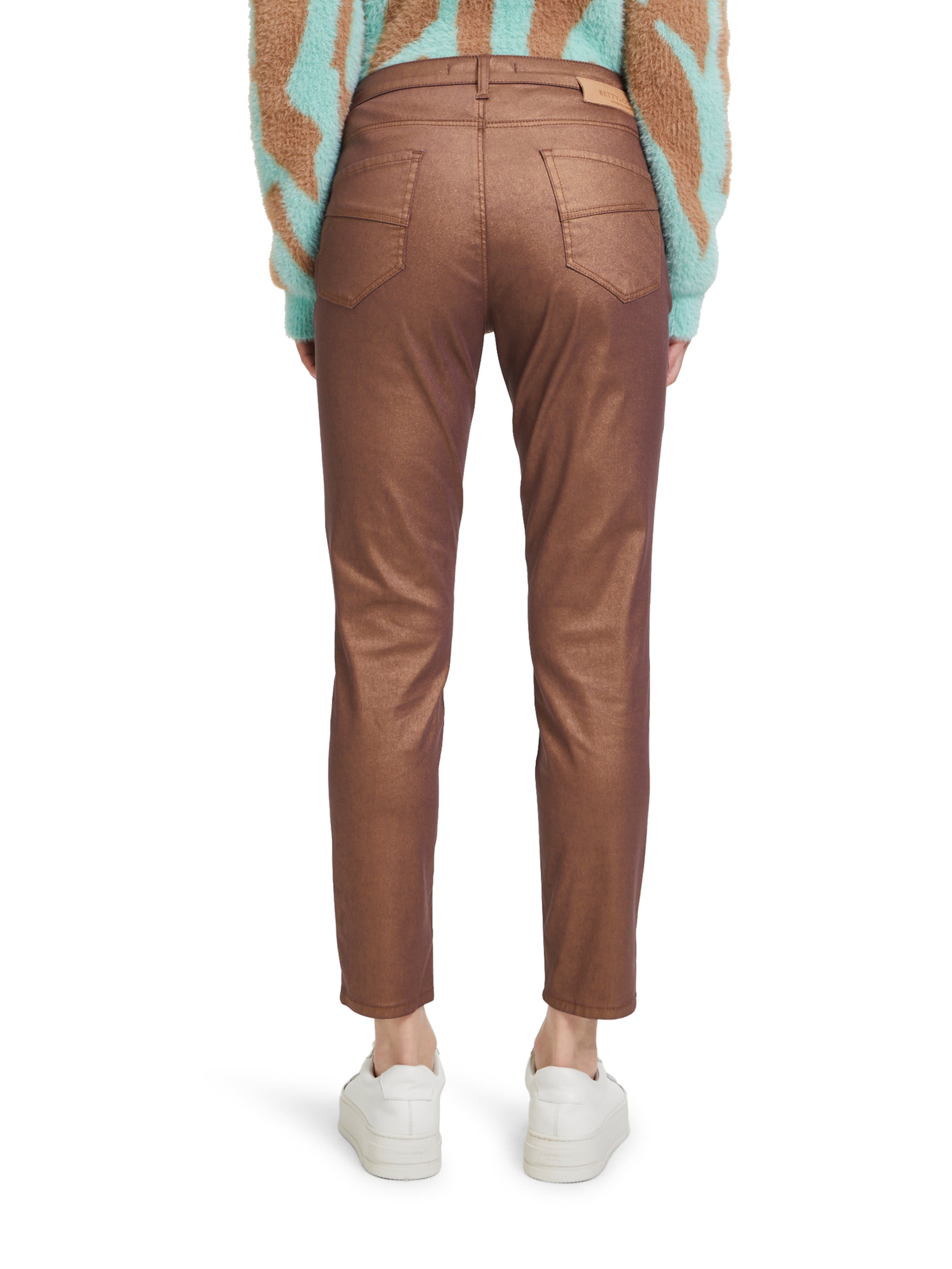 Slimfit Jeans di Betty & Co in marrone