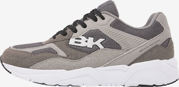 BRITISH KNIGHTS Sneaker low 'VURON' i grå: forside