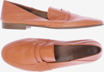 INUOVO Flats & Loafers in 40 in Orange: front