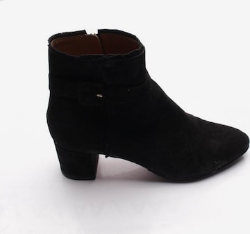 Aquazzura Dress Boots in 38 in Black: front