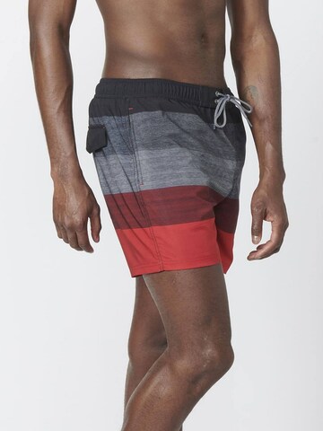 KOROSHI Badeshorts in Rot