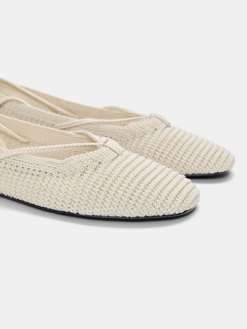Ballerines à lanières Pull&Bear en beige
