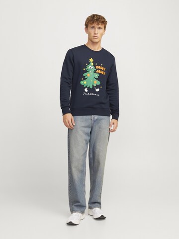 Sweat-shirt 'JJXMAS JOLLY' JACK & JONES en bleu
