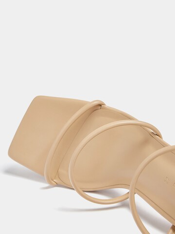 Sandalo con cinturino di Pull&Bear in beige