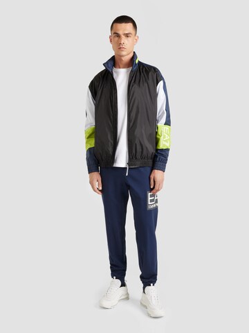 EA7 Emporio Armani - Chaqueta de entretiempo en negro