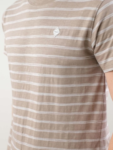 T-Shirt 'Dalso' Deeluxe en gris