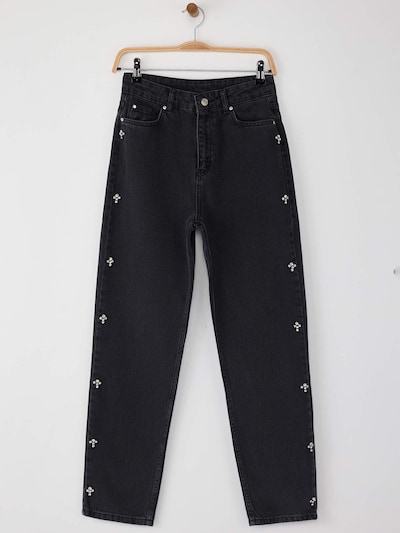 Trendyol Jean en noir denim, Vue avec produit