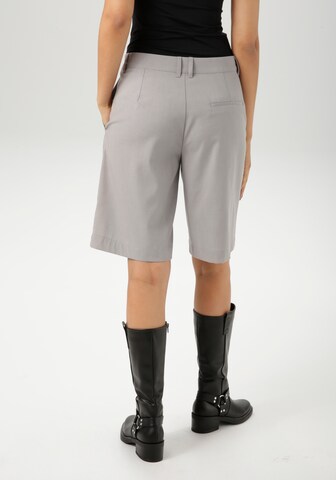 Aniston CASUAL Regular Shorts in Grau