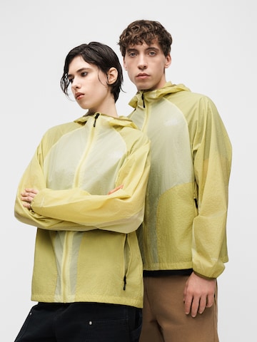 THE NORTH FACE Φθινοπωρινό και ανοιξιάτικο μπουφάν σε κίτρινο