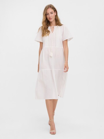 Robe d’été 'MUST HAVE' VERO MODA en blanc : devant