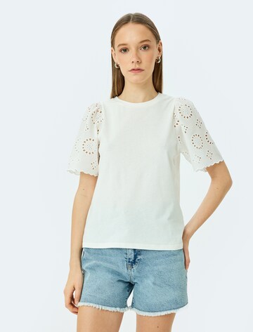 Koton Shirt in Beige: front