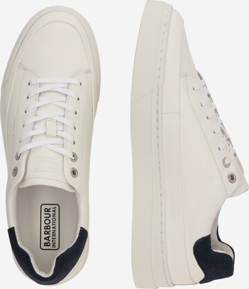 Barbour International Sneaker 'Cram' in Weiß
