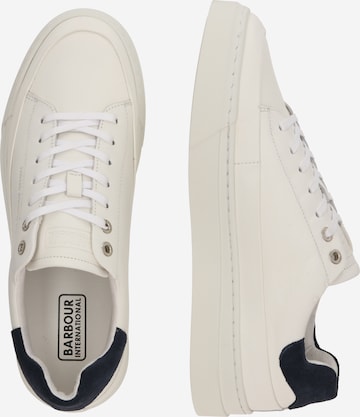 Baskets basses 'Cram' Barbour International en blanc