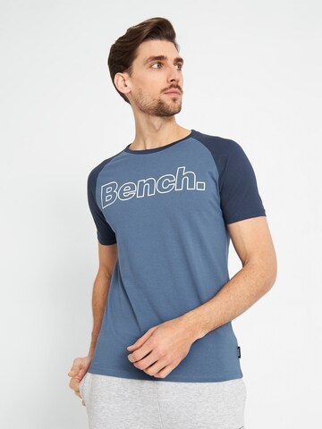 BENCH T-Shirt in Blau: predná strana