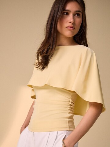 Next Blouse in Geel: voorkant