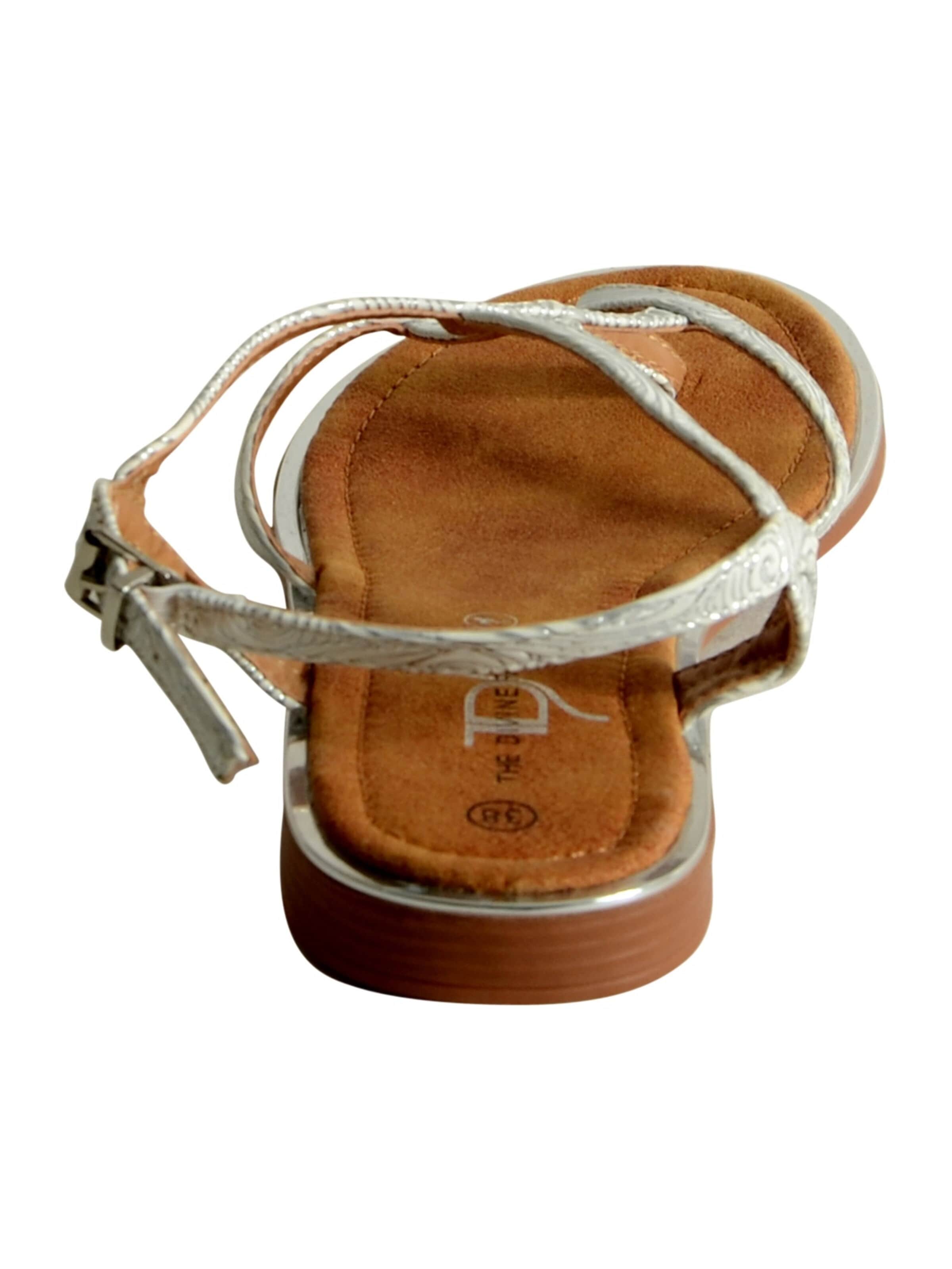 The Divine Factory - Calzado deportivo con cordones en blanco