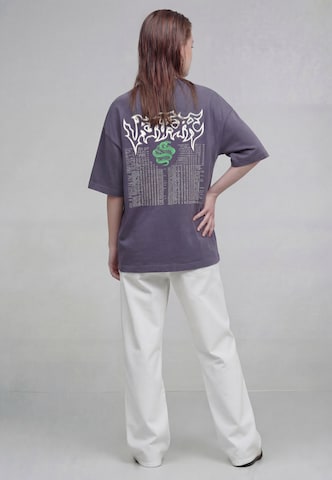 Vertere Berlin Shirt 'Quantra' in Lila: terug