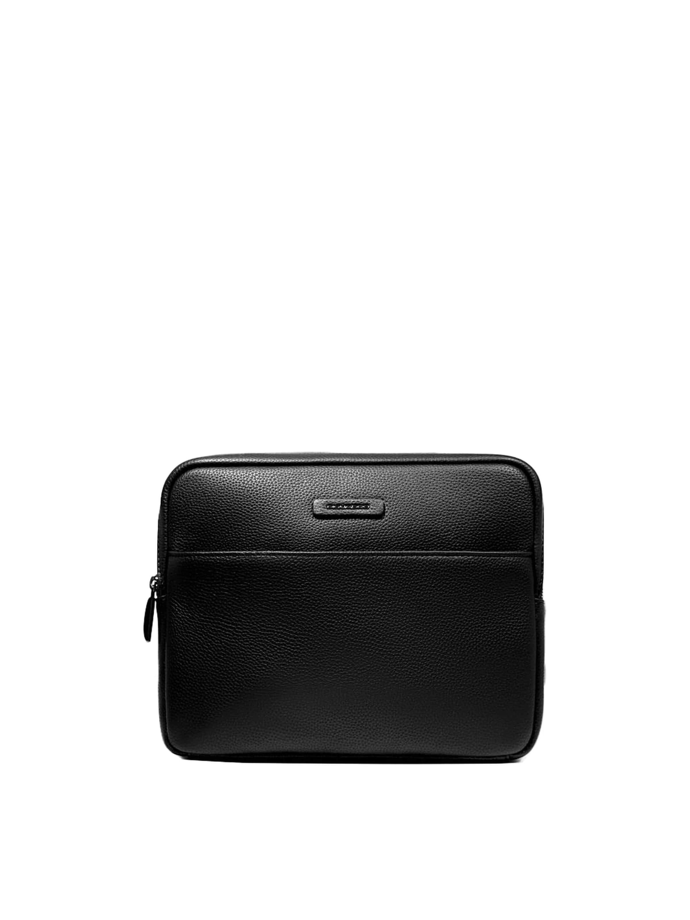 Piquadro Skuldertaske i sort: forside