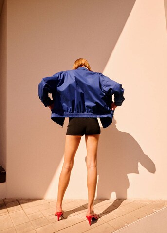 MANGO Regular Shorts 'Temaki' in Schwarz