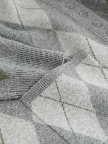 Cardigan Next en gris