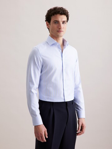 Coupe slim Chemise business 'Schwarze Rose' SEIDENSTICKER en bleu : devant