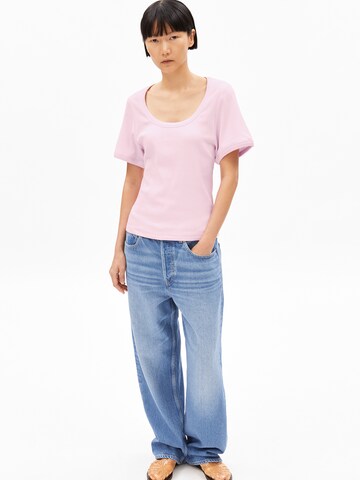 T-shirt 'Violahaa' ARMEDANGELS en rose : devant