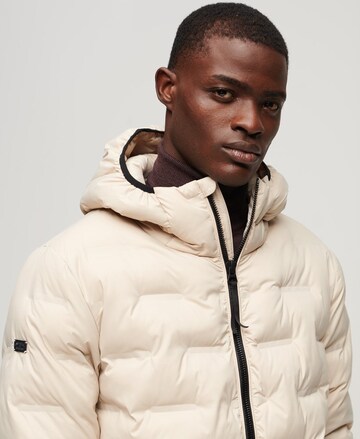 Superdry Jacke in Beige