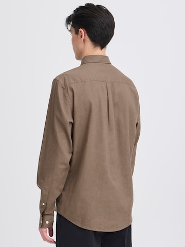 Casual Friday Regular Fit Hemd 'CFAnton' in Braun