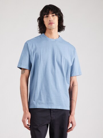 BOSS Shirt in Blue: front